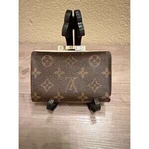 Authentic LV Monogram Viennois Wallet Kisslock Coin Vintage
